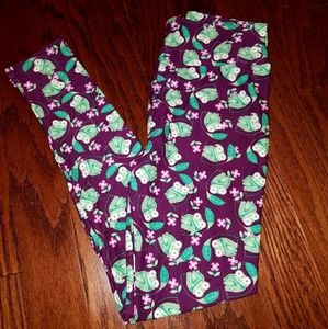 Lularoe Frog Leggings