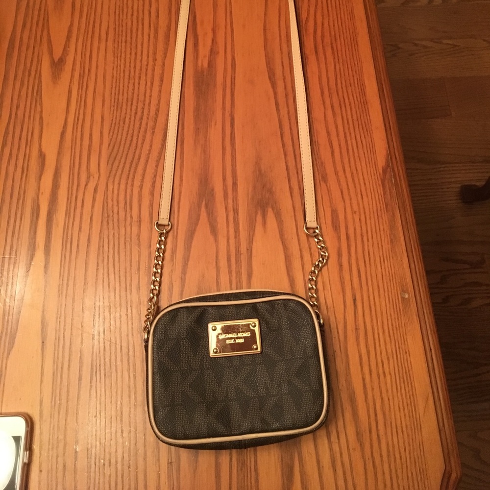 MICHEAL KORS purse!!