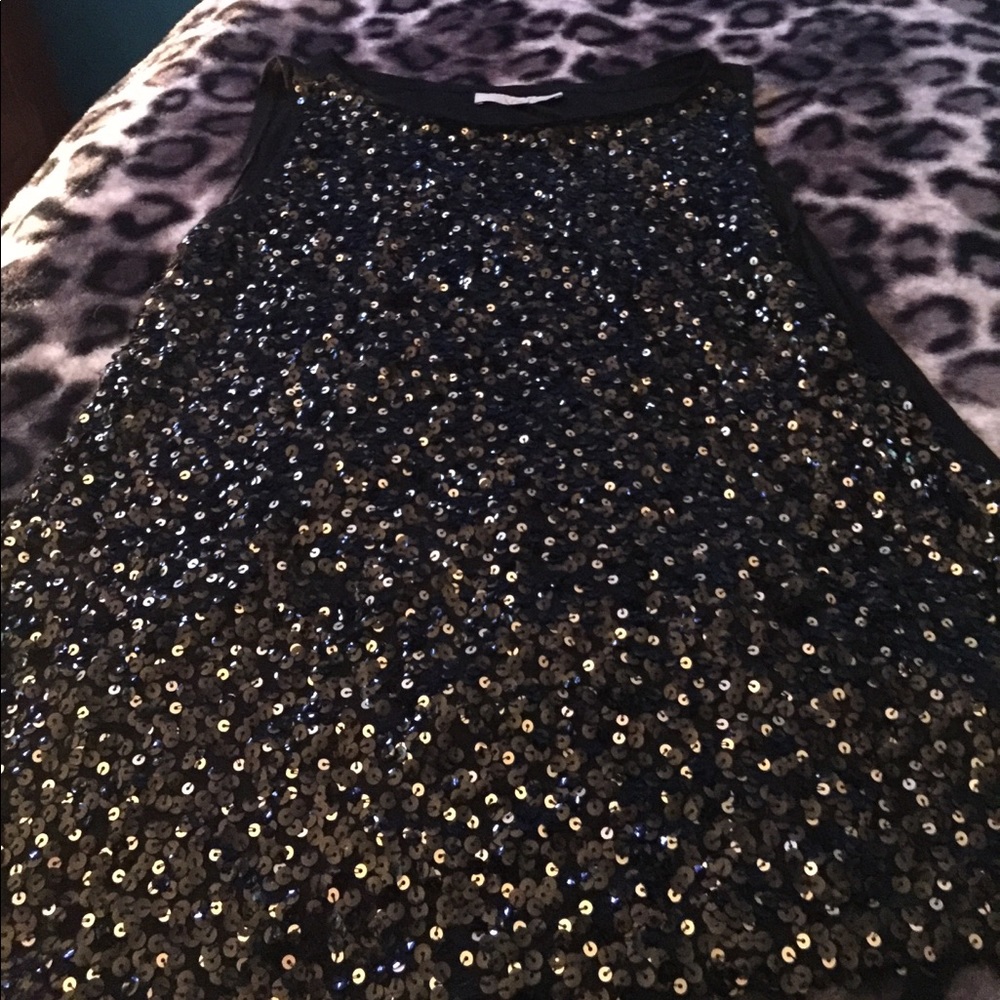 Loft tank top with sequin