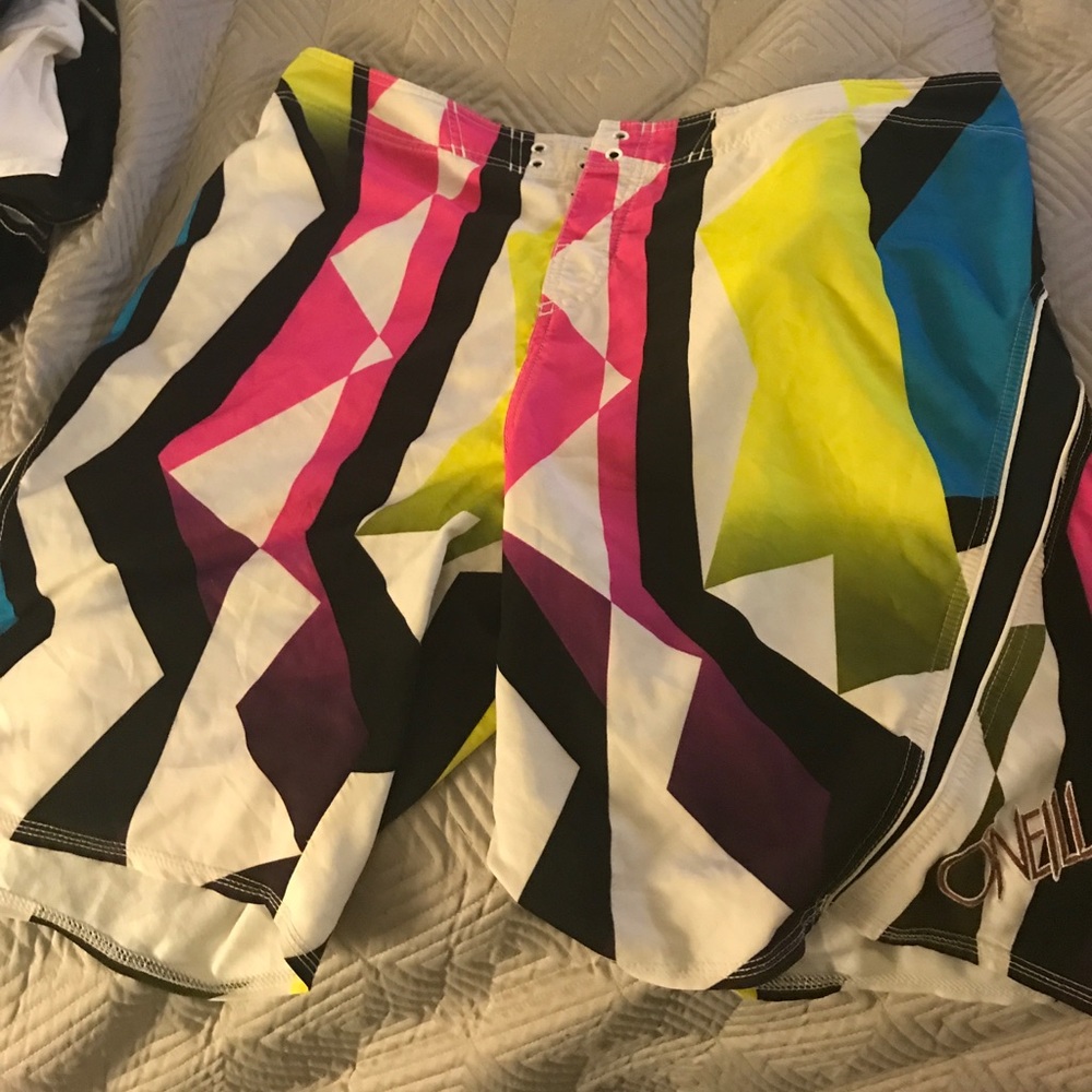 O'Neil "superfreak" swim trunks