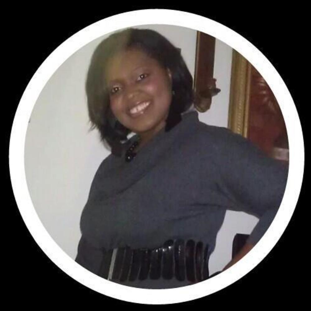 Meet your Posher, Shana