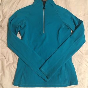 Forever 21 form fitting jacket/long sleeve