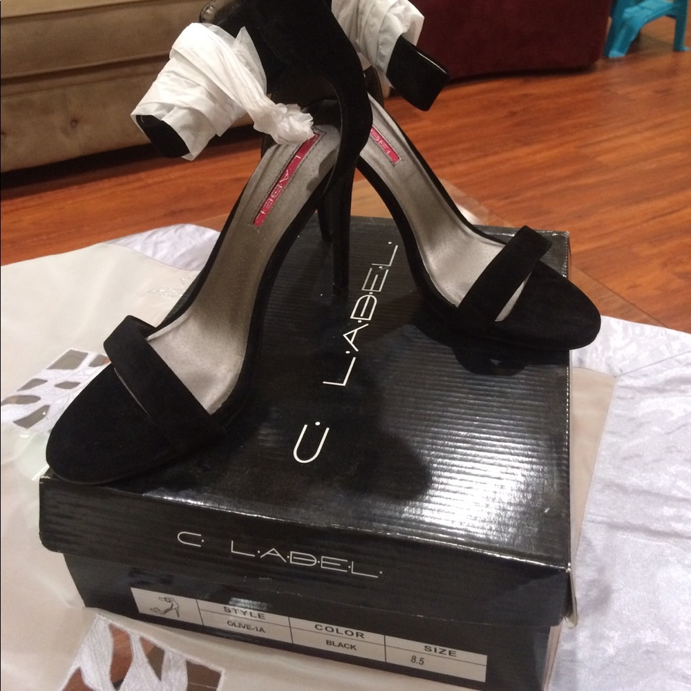 👠Beautiful Shoes for any occasion.