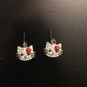 Hello kitty earring