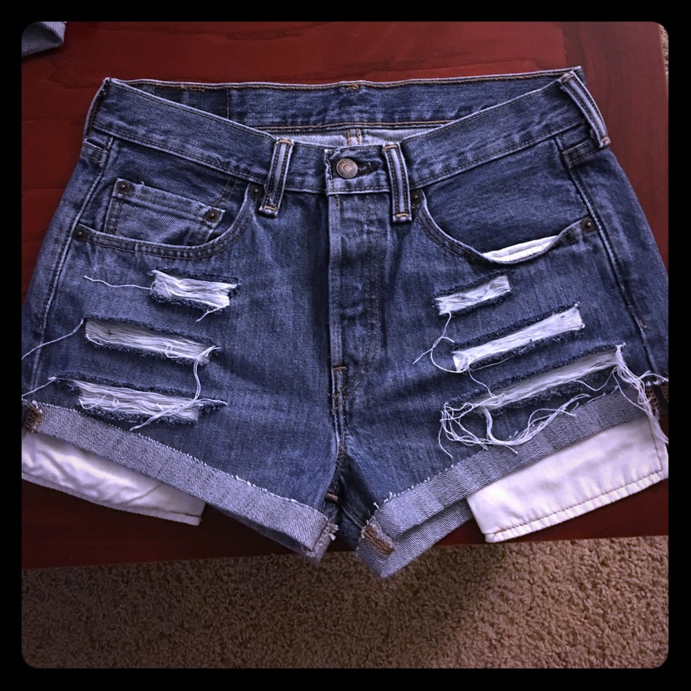 New Levi's High Waisted Distressed Denim Shorts
