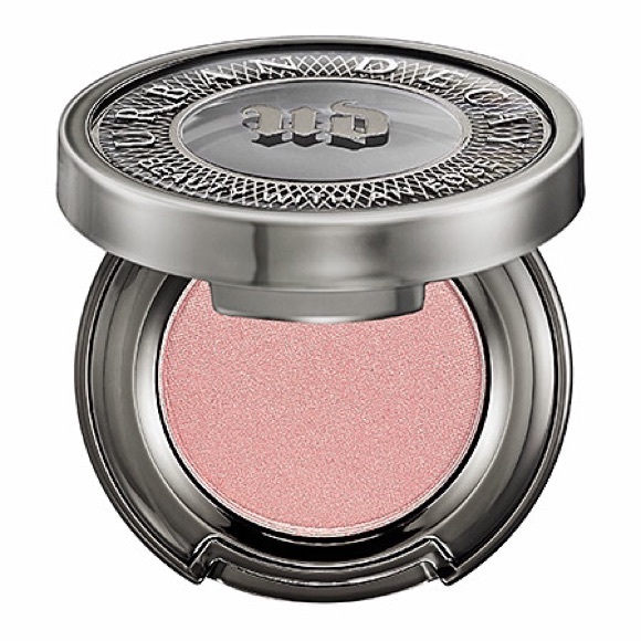 Urban Decay Other - NEW Urban Decay Iconic Eyeshadow in Scratch