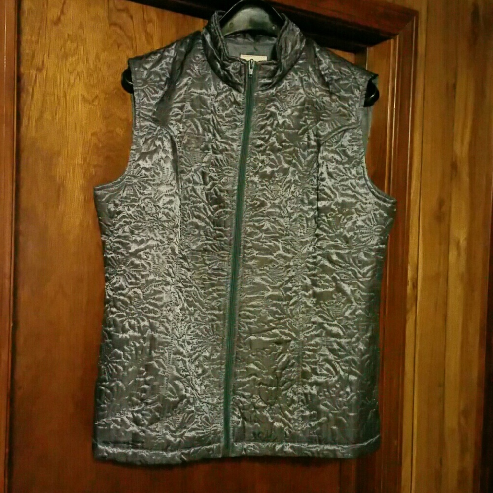 Grey scrunchy vest
