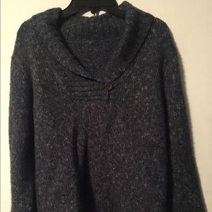 Navy heathered sweater