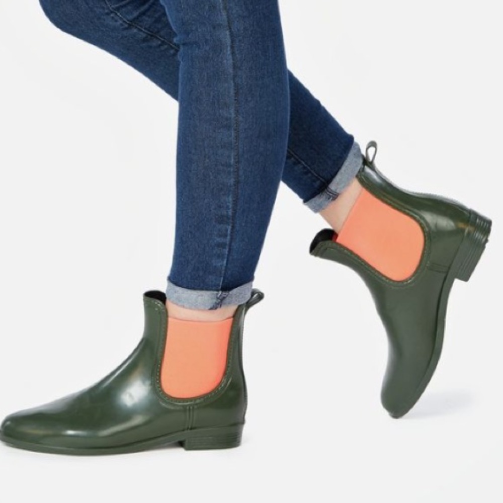 Hunter Green & Peach Rain Booties
