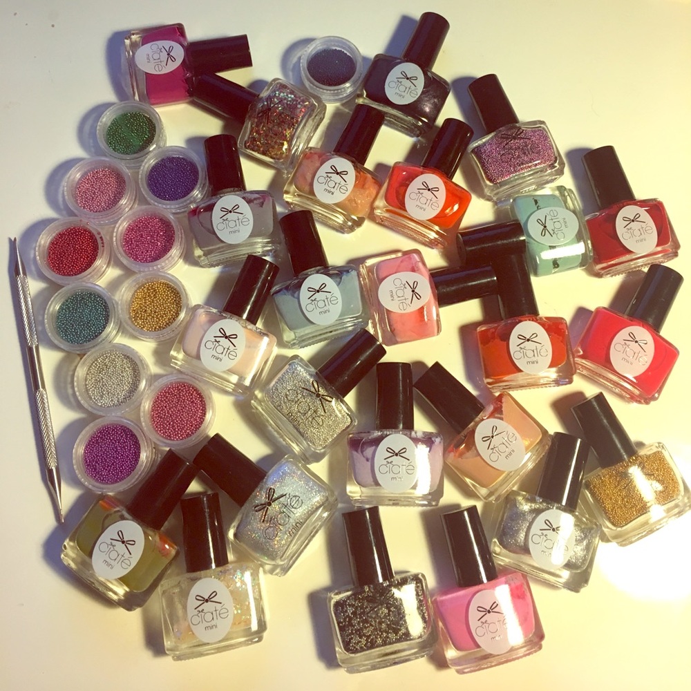 Ciate mini nail polish/ sparkling,free nail tool