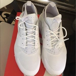 Nike huarache sz 11 brand new retail 130$