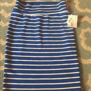 NWT Lularoe Cassie skirt