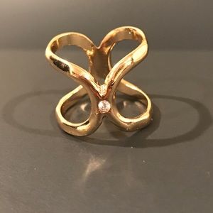 Easy Essentials Ring 💍