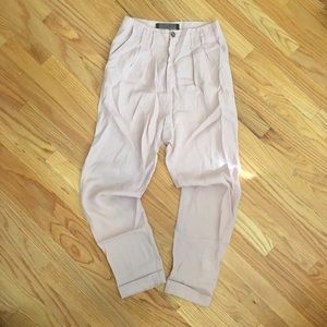 Flash Sale! NWOT REFORMATION High-Waist Pant