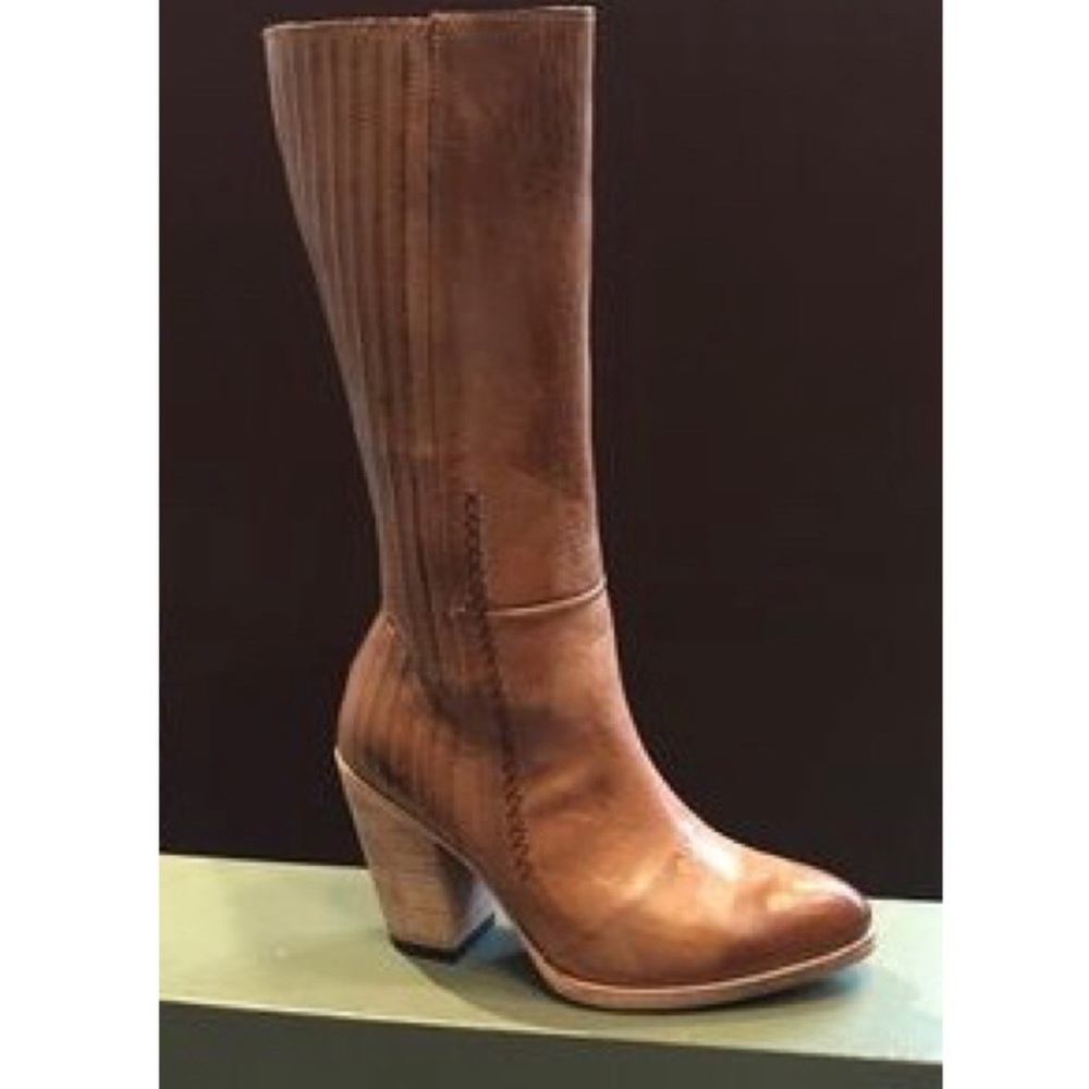 NIB Cognac Leather Western Stacked Heel Boots - Picture 6 of 7