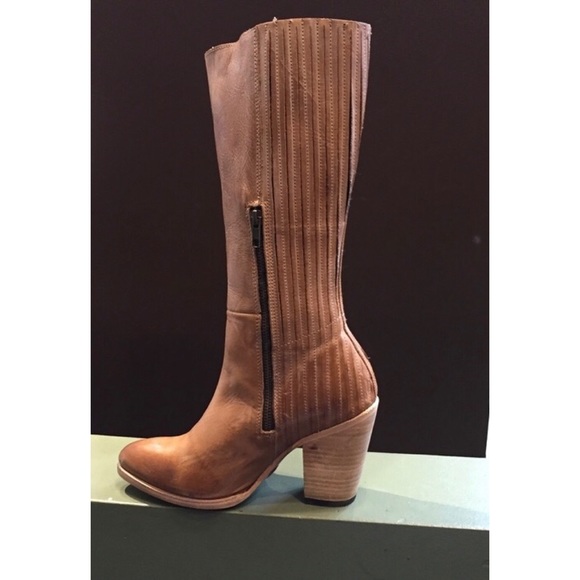 NIB Cognac Leather Western Stacked Heel Boots - Picture 2 of 7