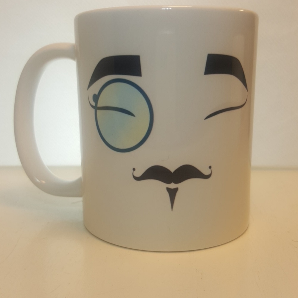 Cups - Picture 3 of 3