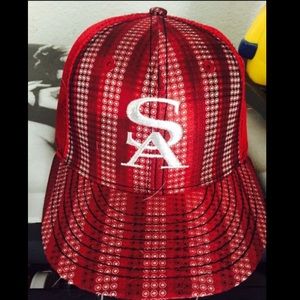 STACY ADAMS TRUCKER HAT