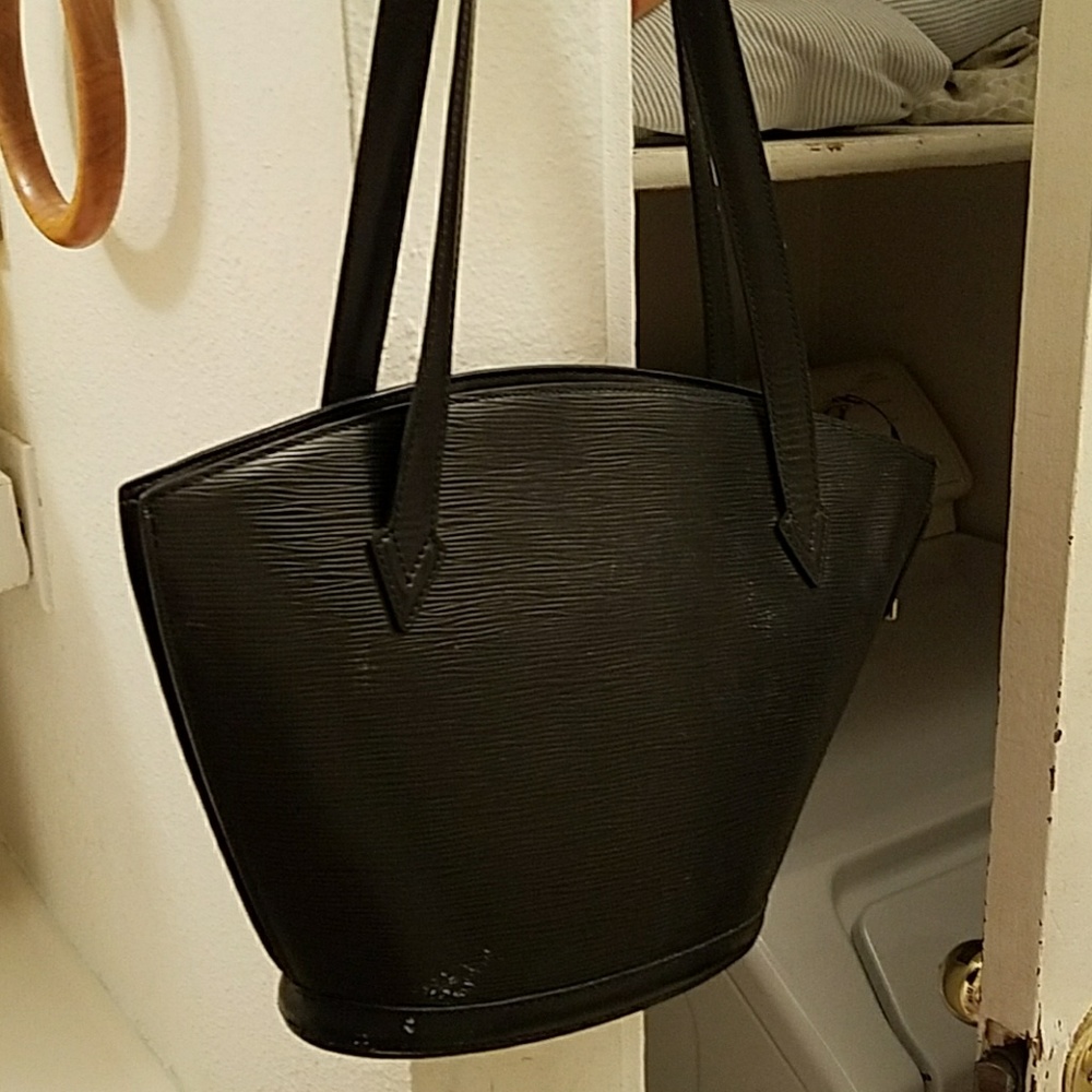 Louie Vuitton epi saint jacques black leather