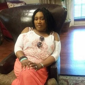 Meet your Posher, Nicola