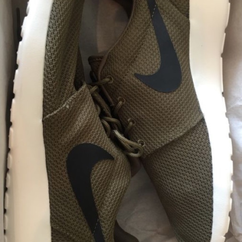 Nike Roshe One (Iguana) Size 12 BRAND NEW