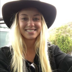 Meet your Posher, Anna