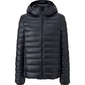 UNIQLO Lightweight Wind Jacket  Size L BRAND NEW