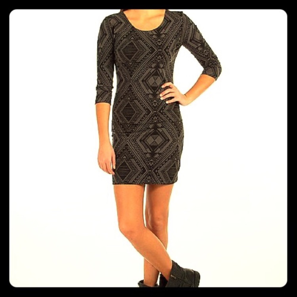 🍌sold🍌Tribal Aztec billabong bodycon ladder back