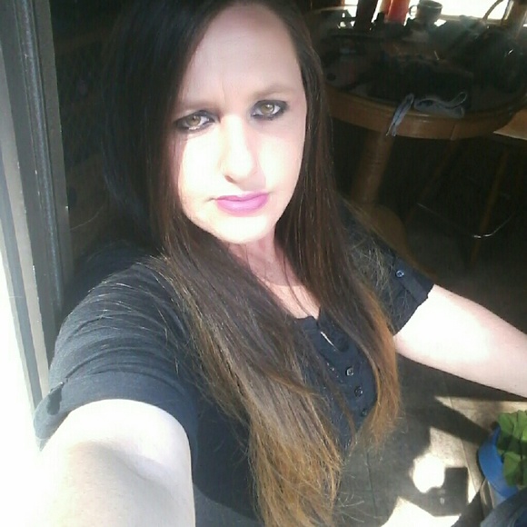 Meet your Posher, Jeannie - Picture 1 of 1