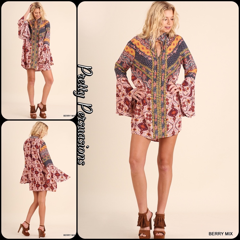 NWT Printed Bell Sleeve Boho Festival Dress - Picture 6 of 8