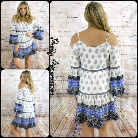 SALE‼️Cold Shoulder Bell Sleeve Border Print Dress - Picture 3 of 4