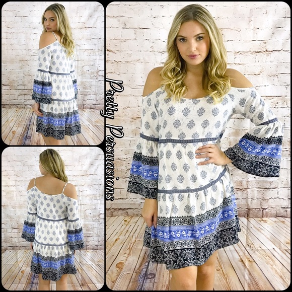SALE‼️Cold Shoulder Bell Sleeve Border Print Dress - Picture 4 of 4