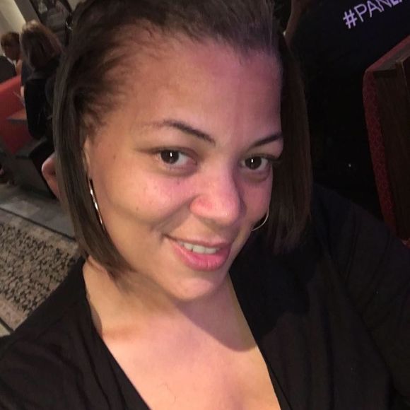 Meet your Posher, Chelinda - Picture 1 of 1
