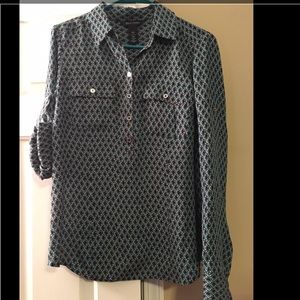 White House Black Market Top w/ Adjustable sleeves