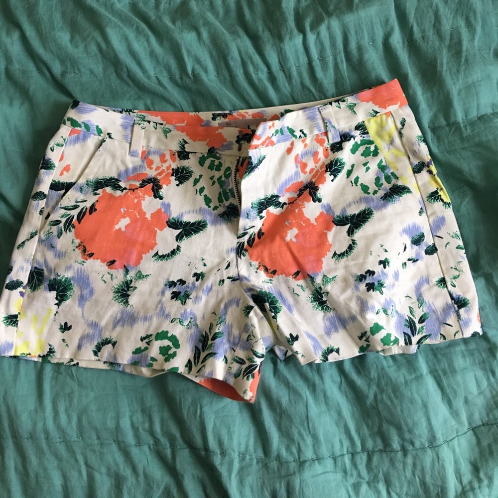 Gap watercolor shorts