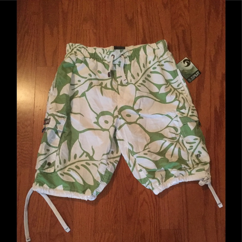 ☀️Men' Surfer Shorts☀️NWT - Picture 2 of 3