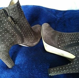 Ankle boots