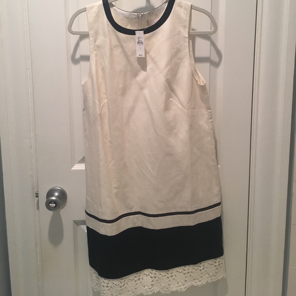 Classic Ann Taylor Loft Blue & cream linen dress