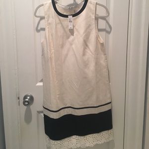 Classic Ann Taylor Loft Blue & cream linen dress