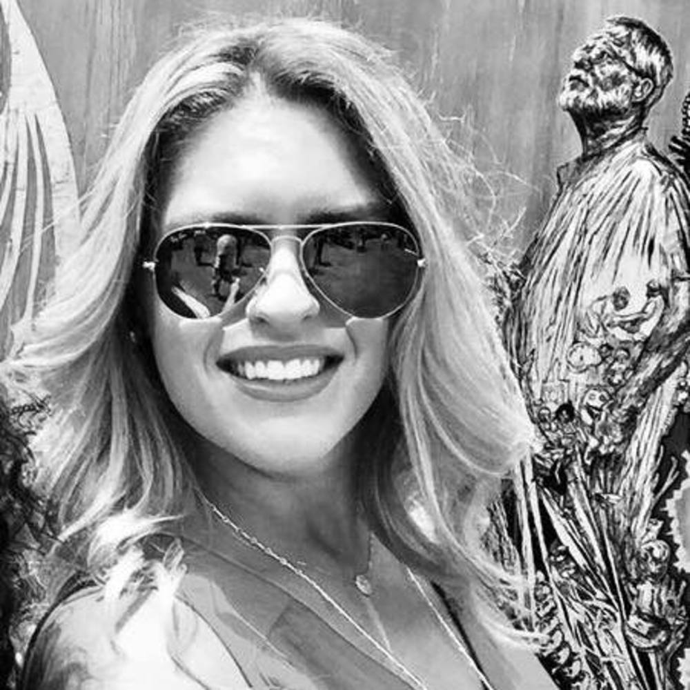 Meet your Posher, Noelle