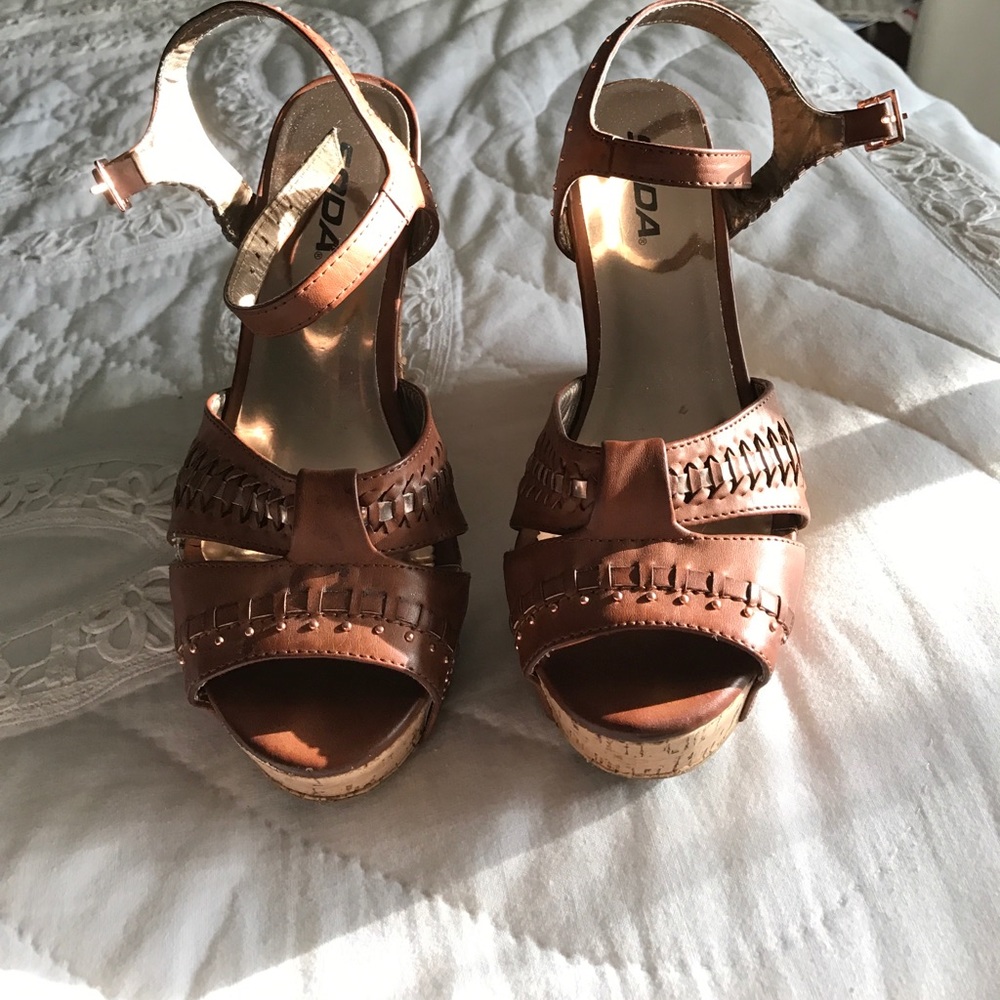 Match everything shoes !