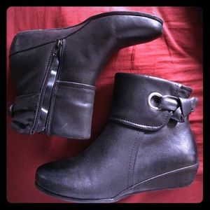 Wedge Heel Booties w/ Bow Detail, Medium Width