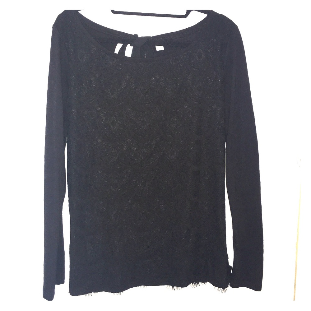 Black long sleeve shirt