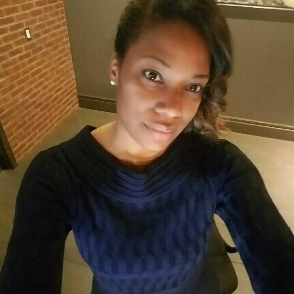 Meet your Posher, Nkili