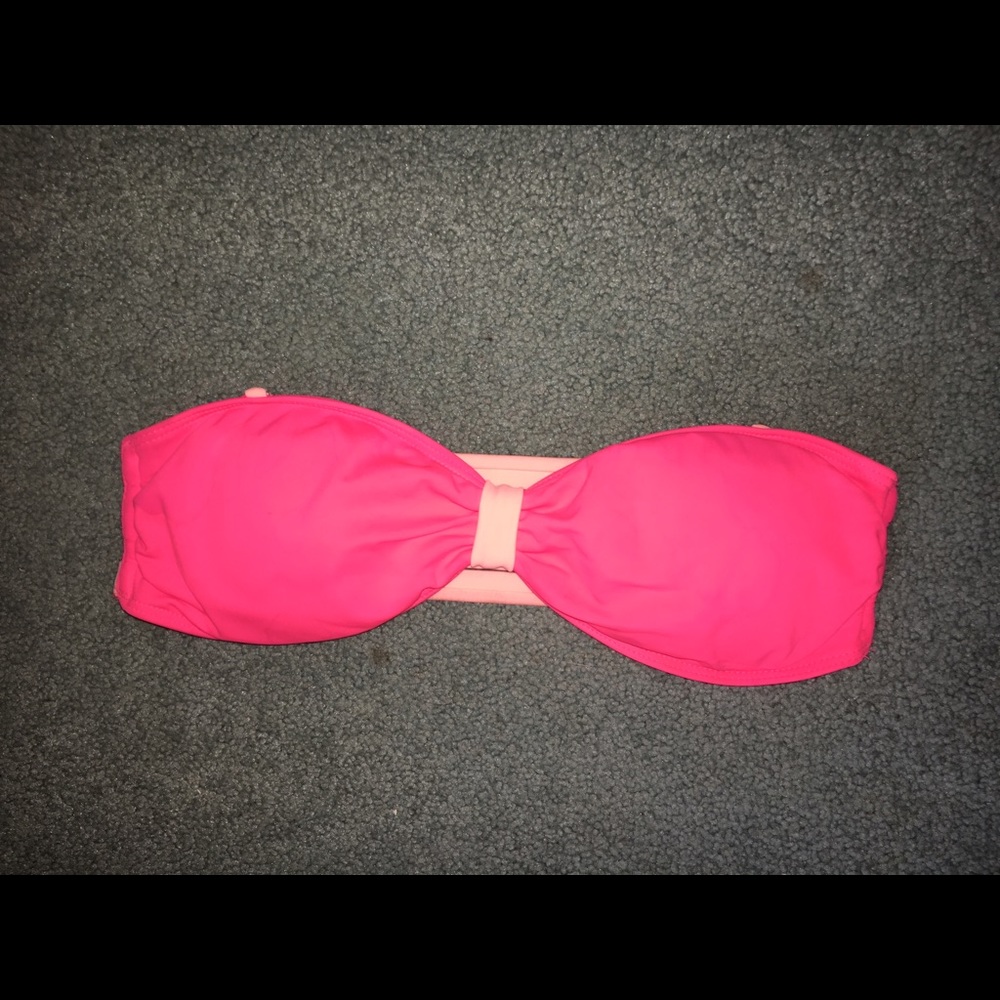 Cute bikini top