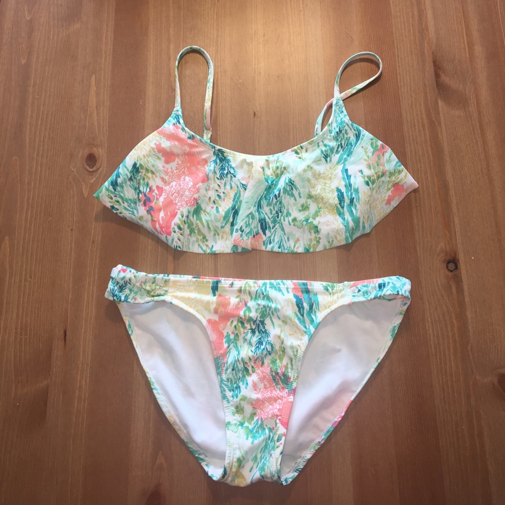 Old Navy Flounce top bikini
