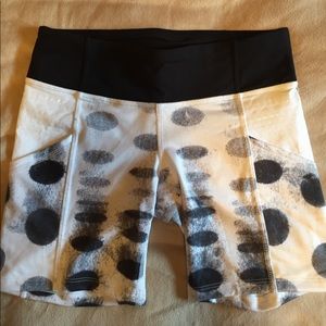 Lululemon polkadot pattern shorts