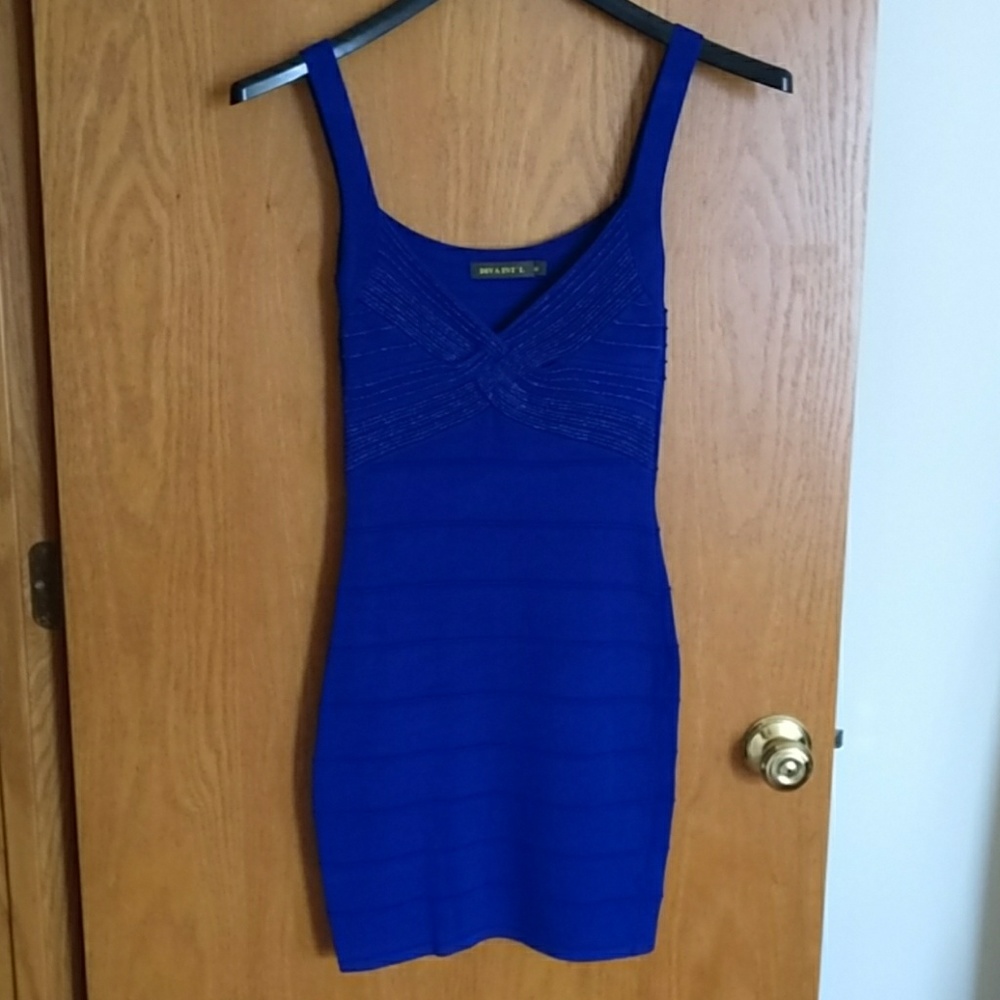 Diva int'l Blue body con dress