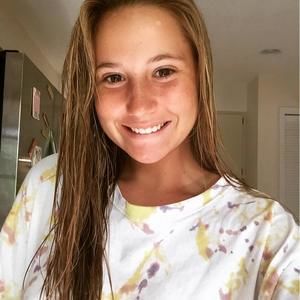 Meet your Posher, Leah