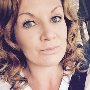 Meet your Posher, Christi